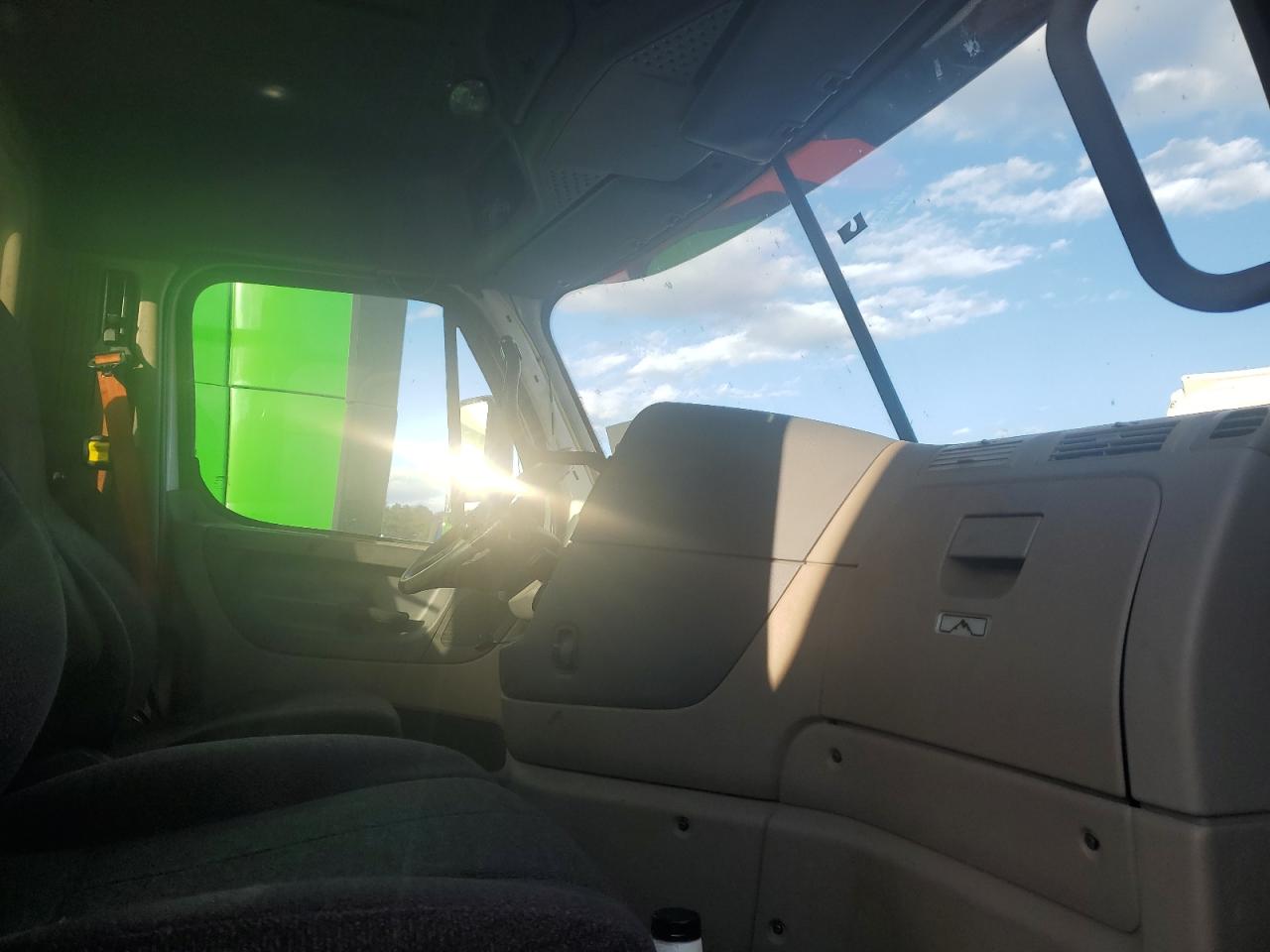 Freightliner Cascadia 1