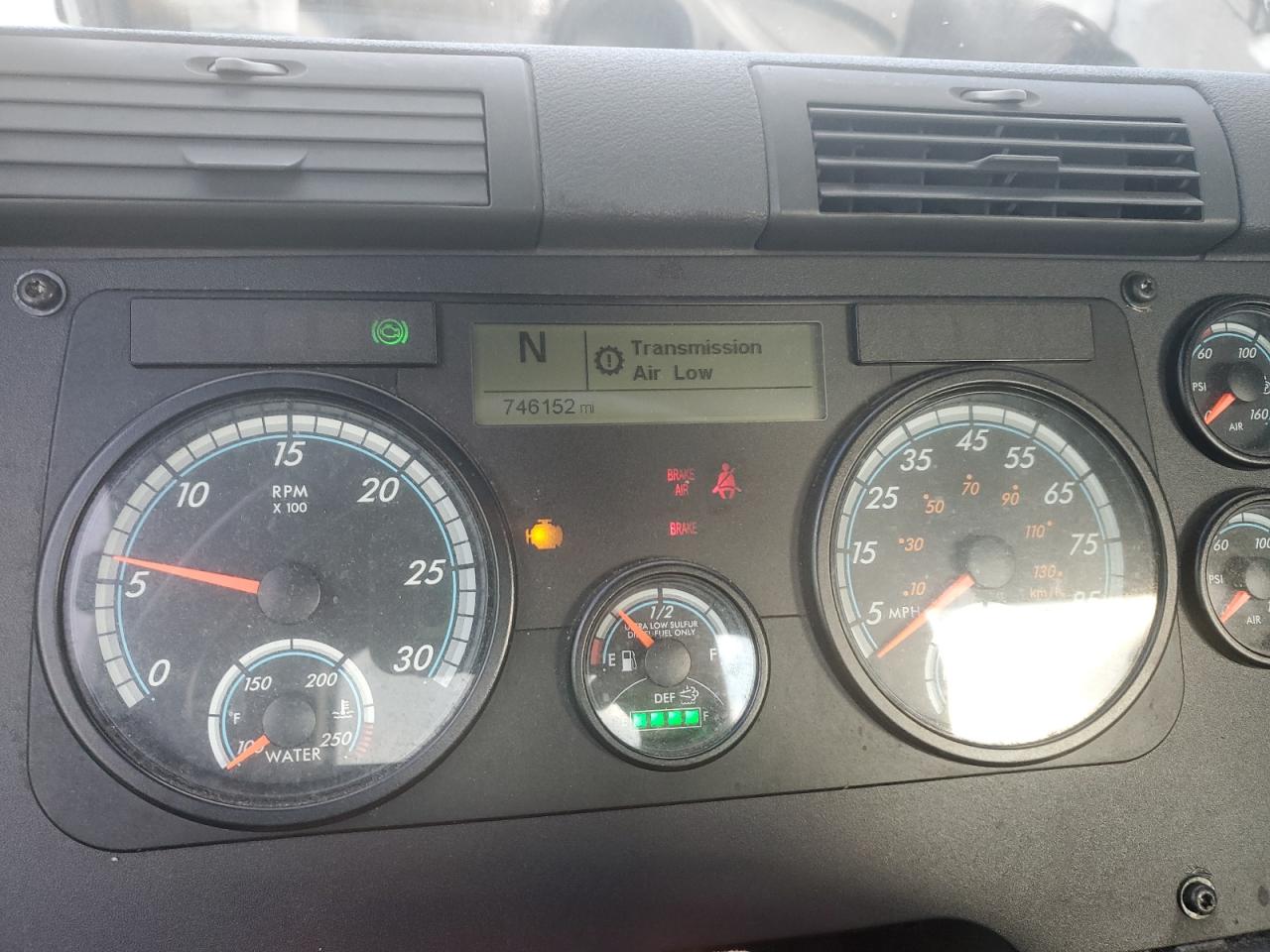 Freightliner Cascadia 1