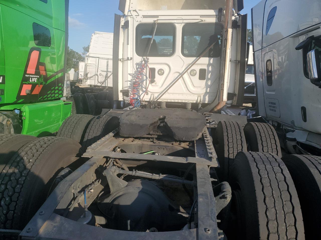 Freightliner Cascadia 1