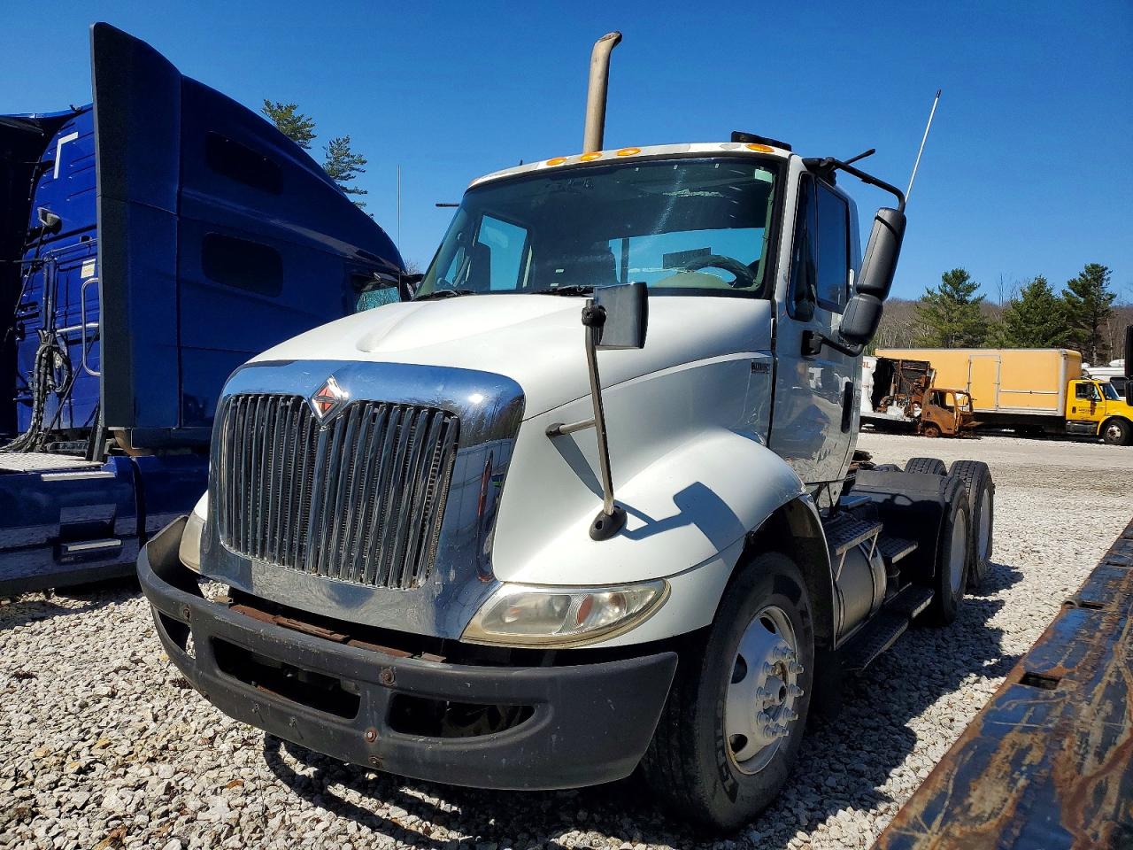 International 8000 8600