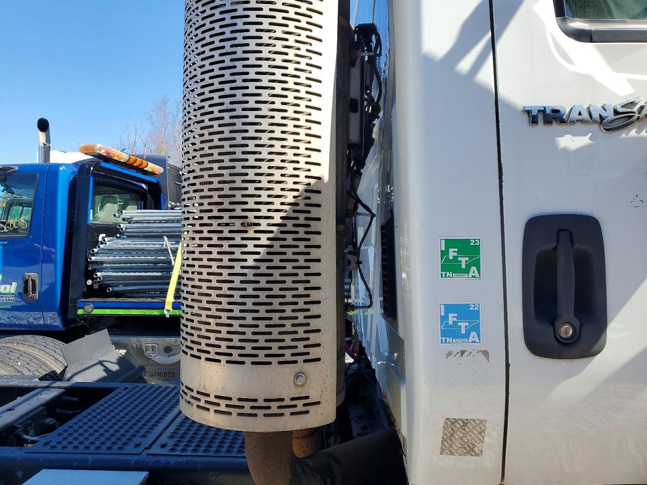 International 8000 8600