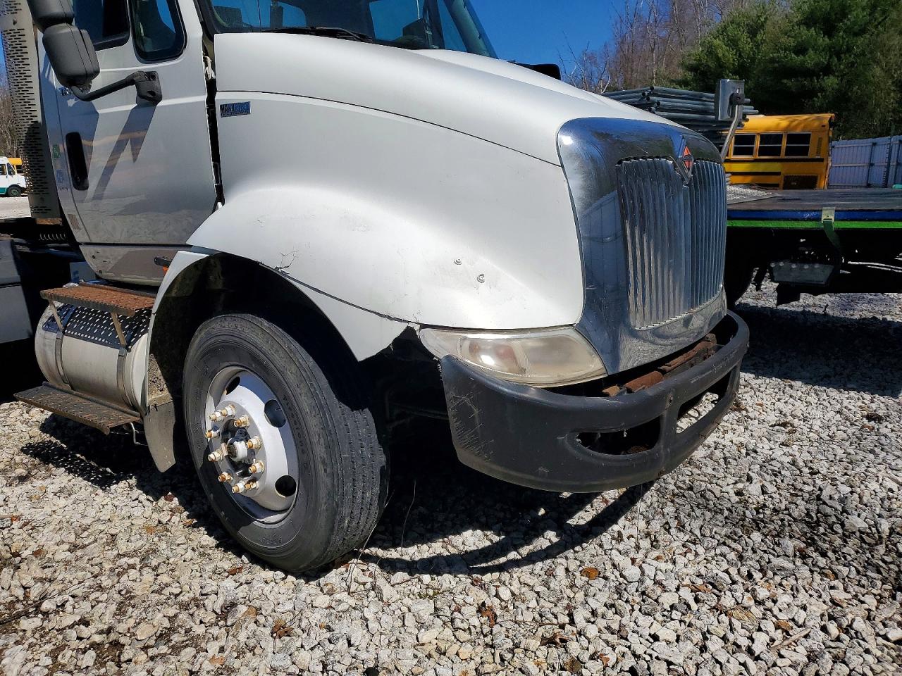 International 8000 8600