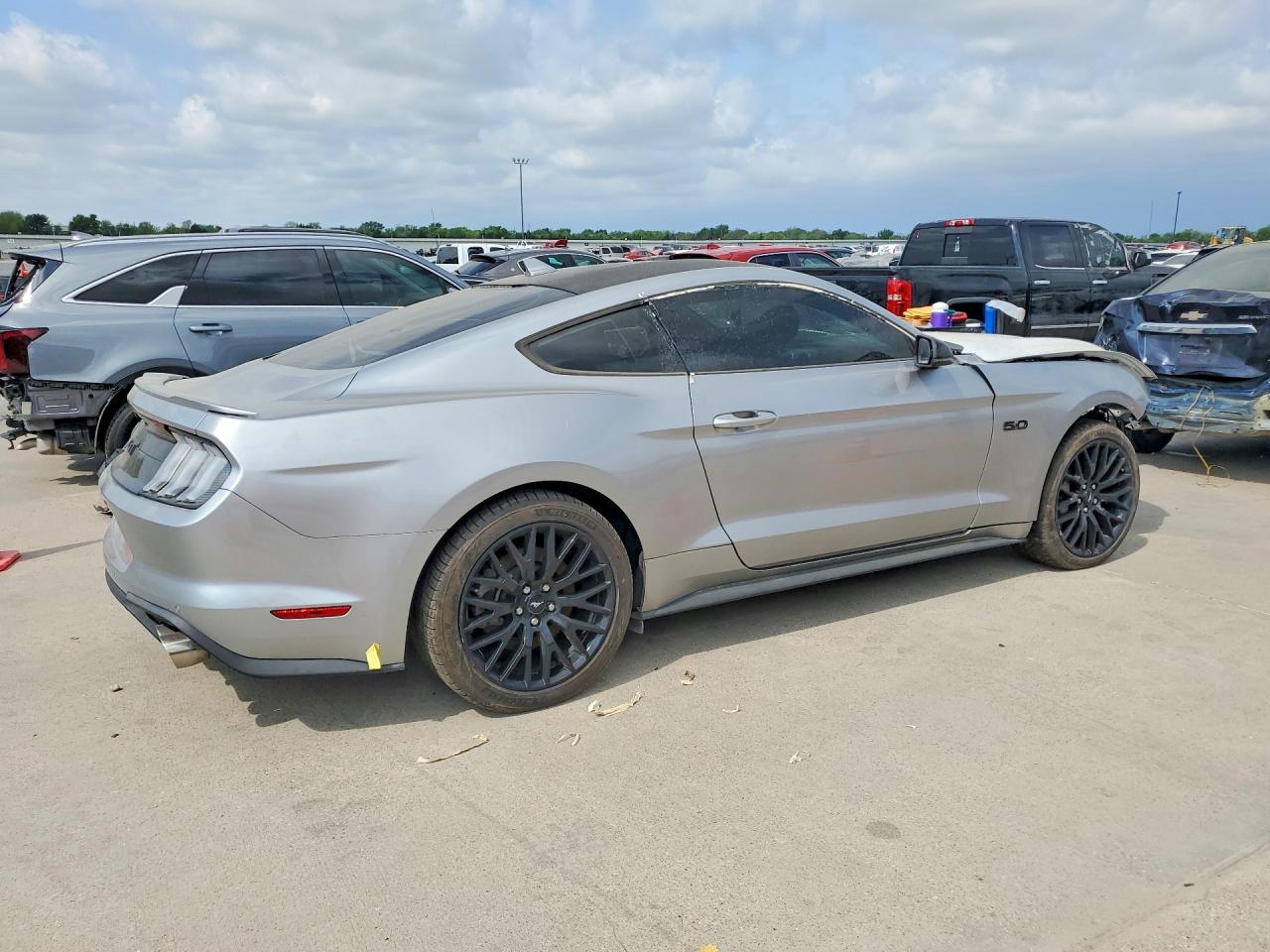 Ford Mustang Carbon Series