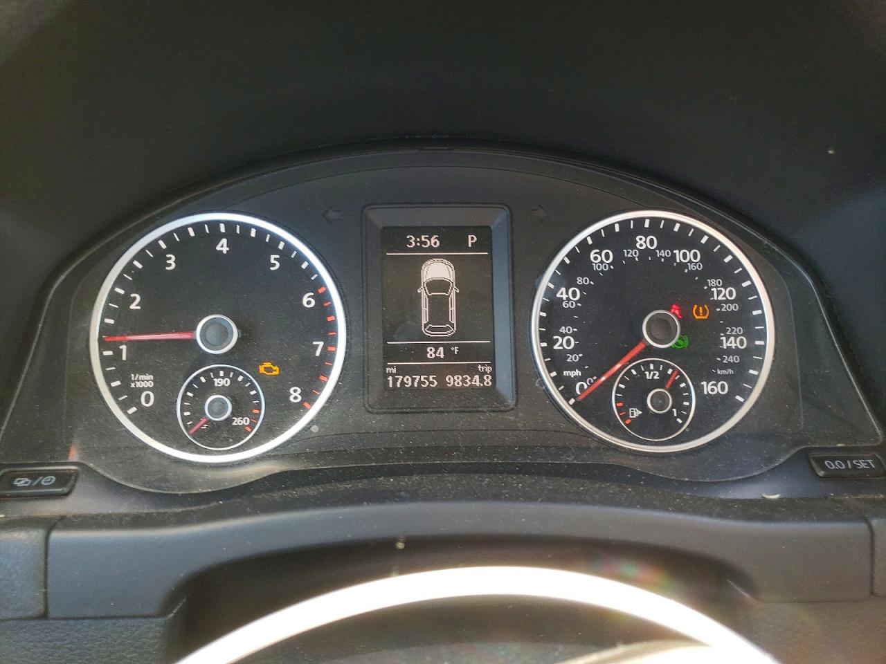 Volkswagen Tiguan S