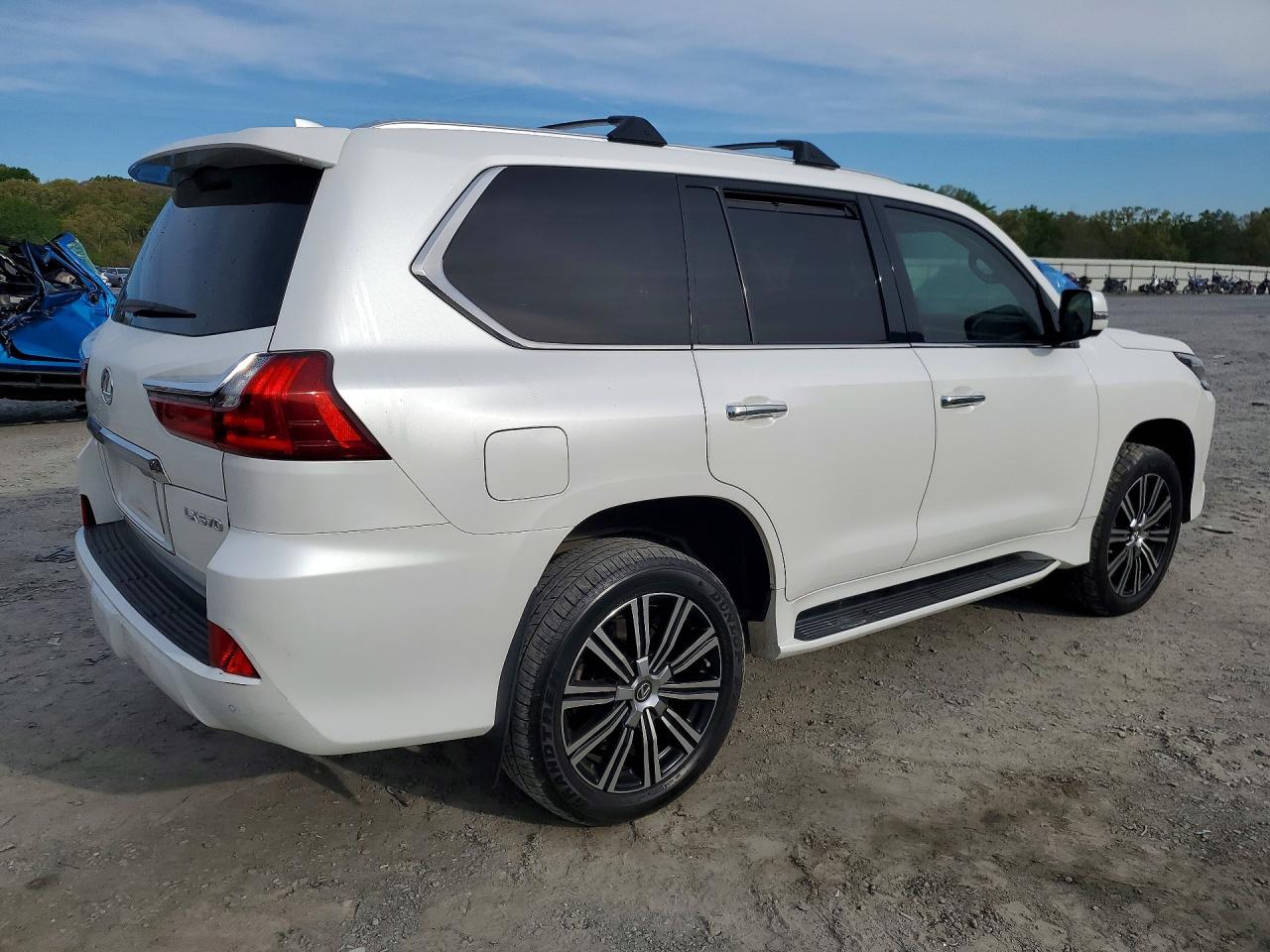 Lexus Lx 570 Thr Three-row
