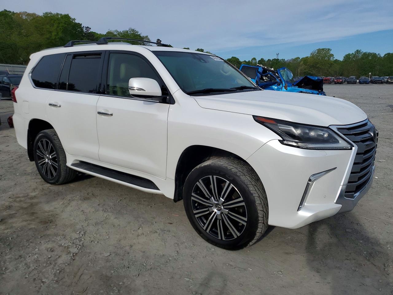 Lexus Lx 570 Thr Three-row