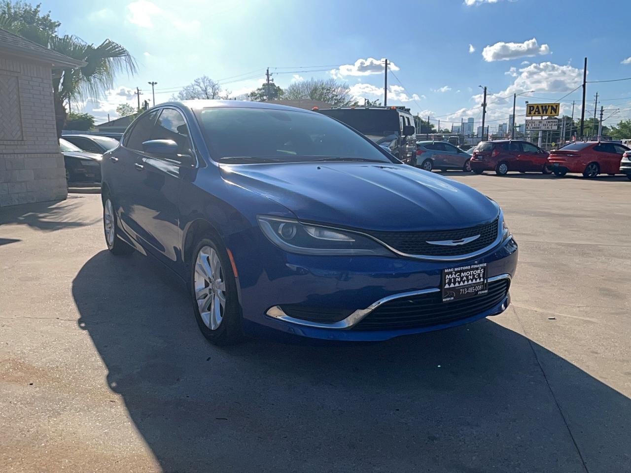 Salvage Chrysler 200 Image