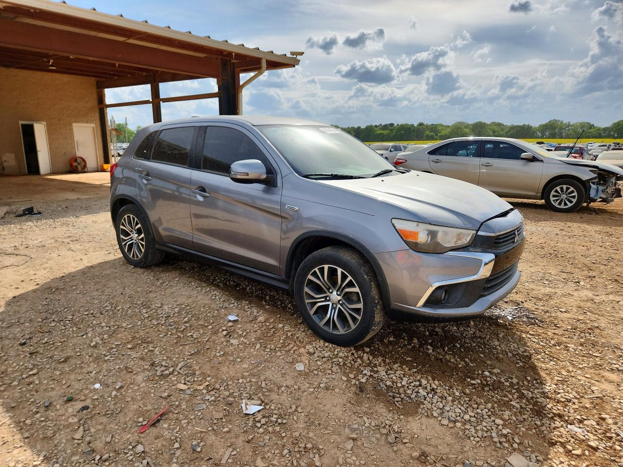 Mitsubishi Outlander Es