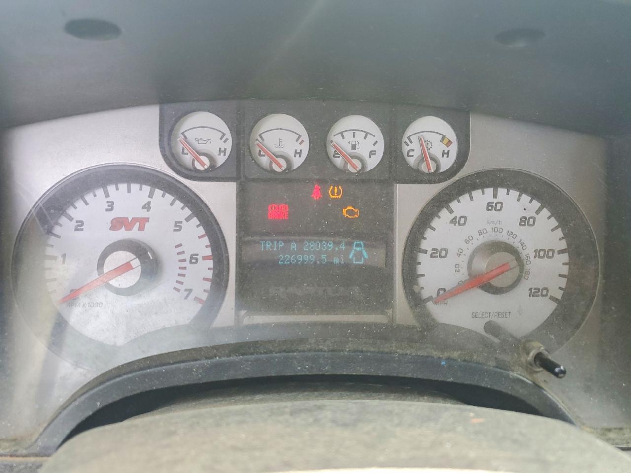 Ford F-150 Super Cab