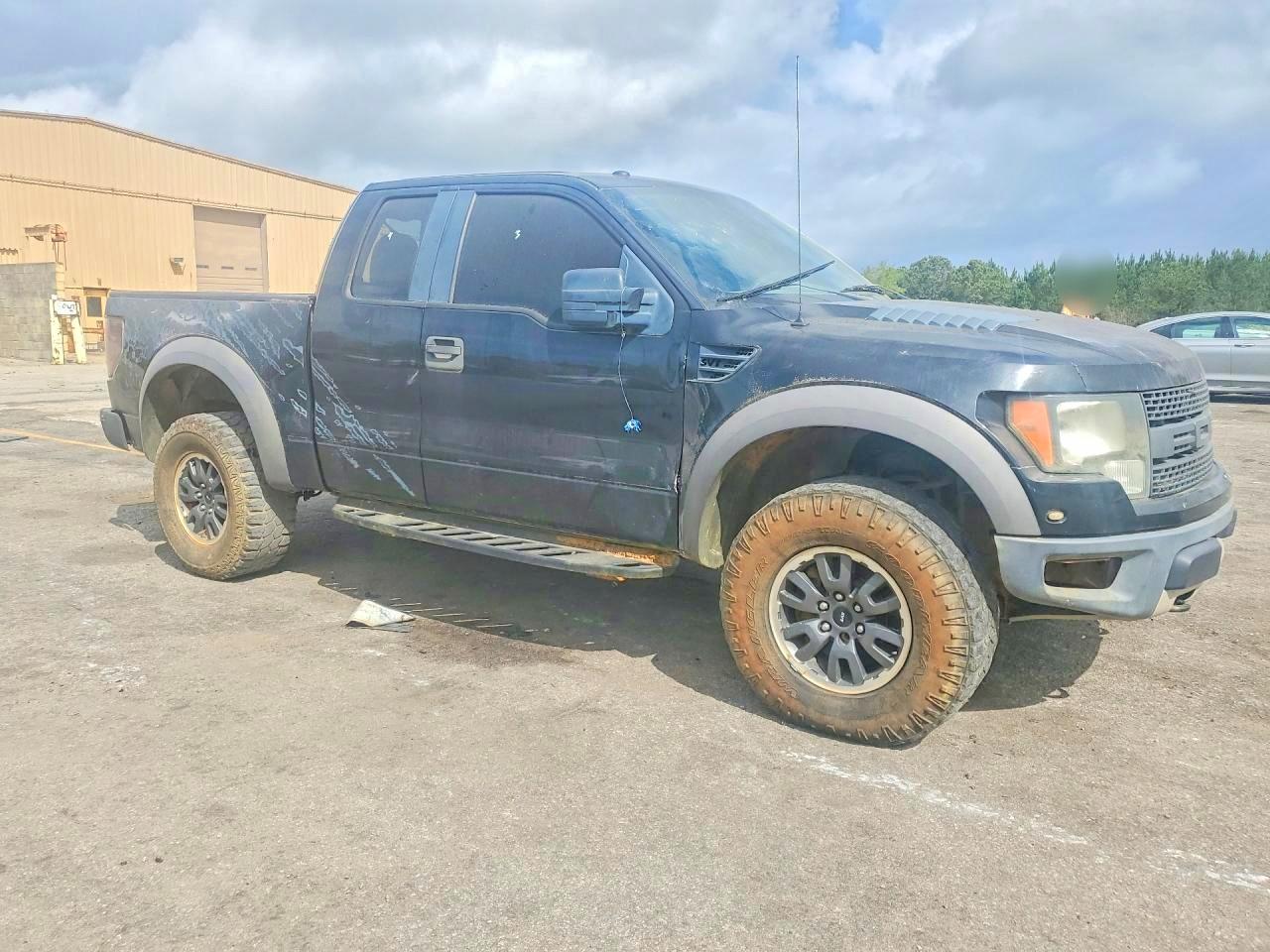 Ford F-150 Super Cab