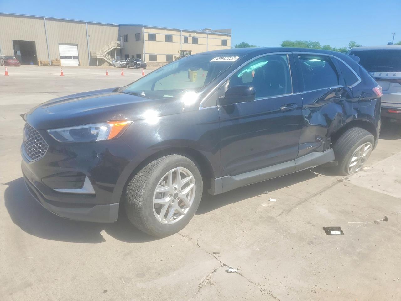 Salvage Ford Edge Image