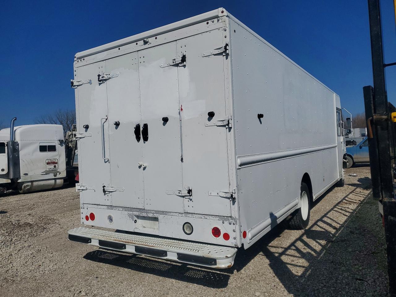 Freightliner Chassis M Line