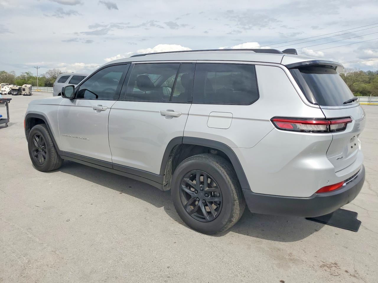 Jeep Cherokee L Laredo