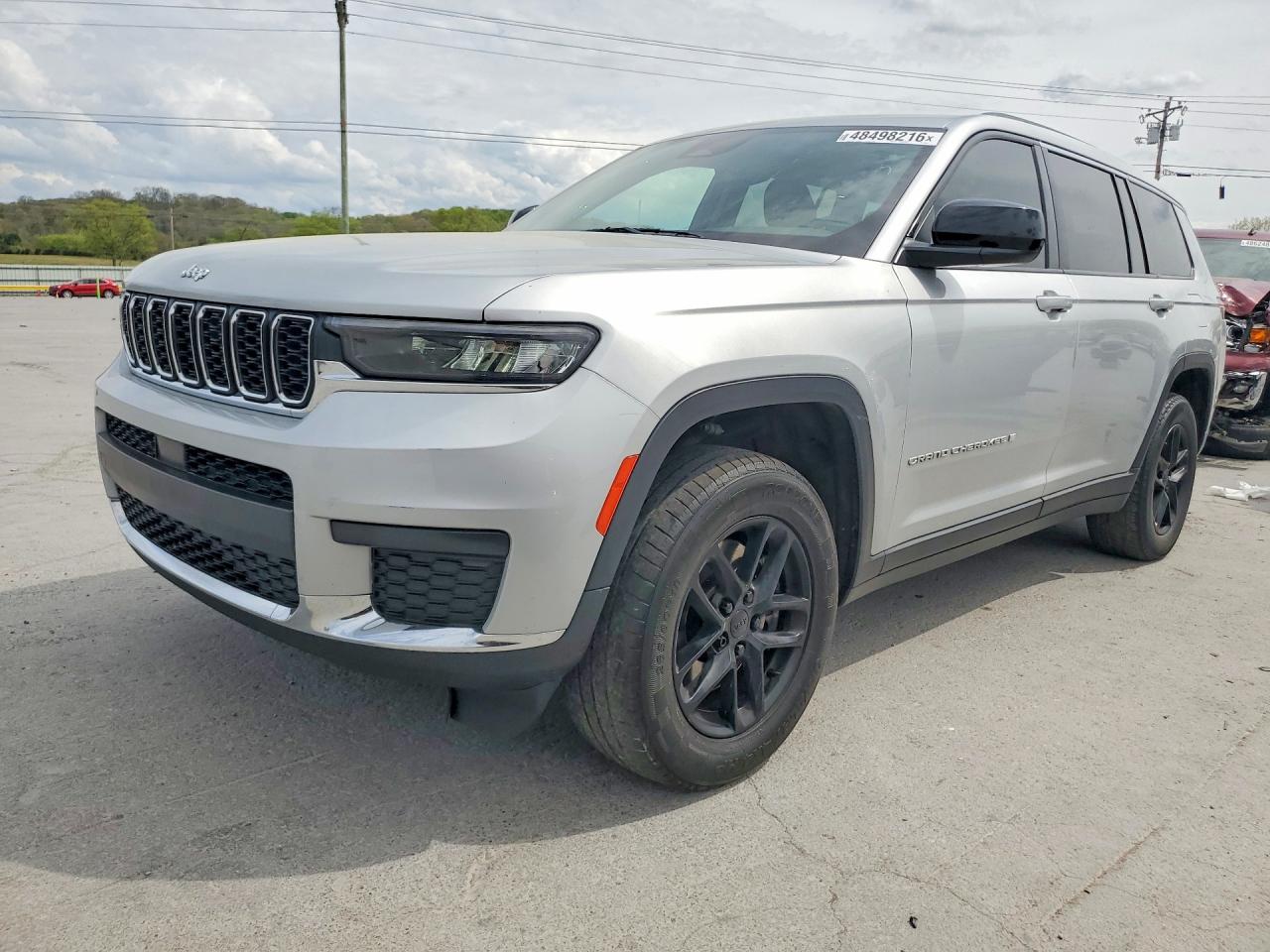 Salvage Jeep Cherokee Image