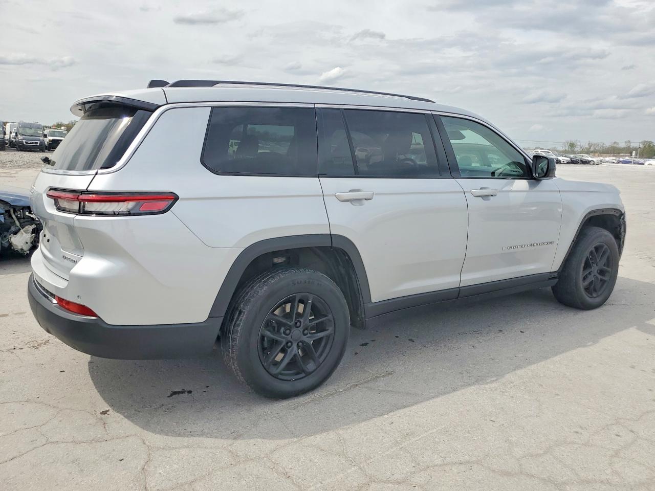 Jeep Cherokee L Laredo
