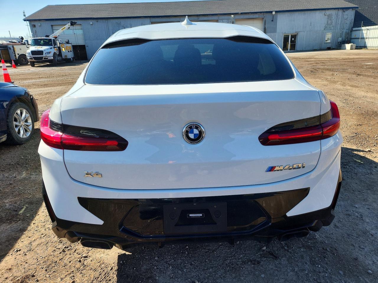 BMW X Series M40i