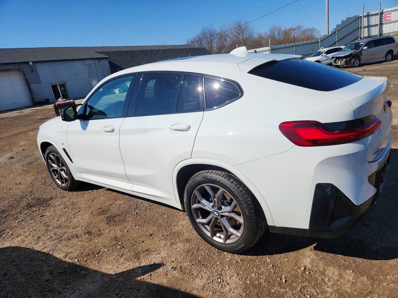 BMW X Series M40i