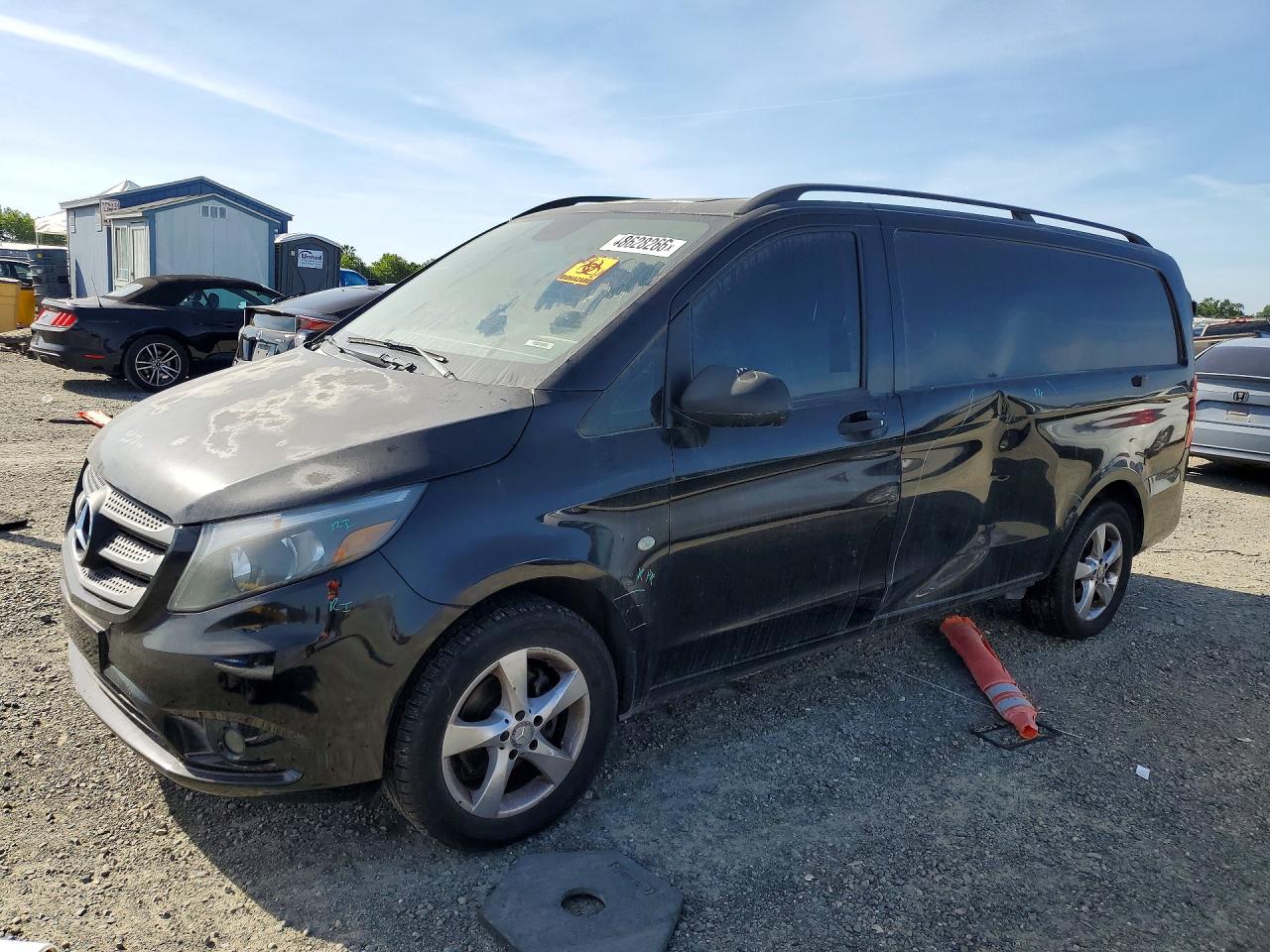 Salvage Mercedes-Benz Metris Image