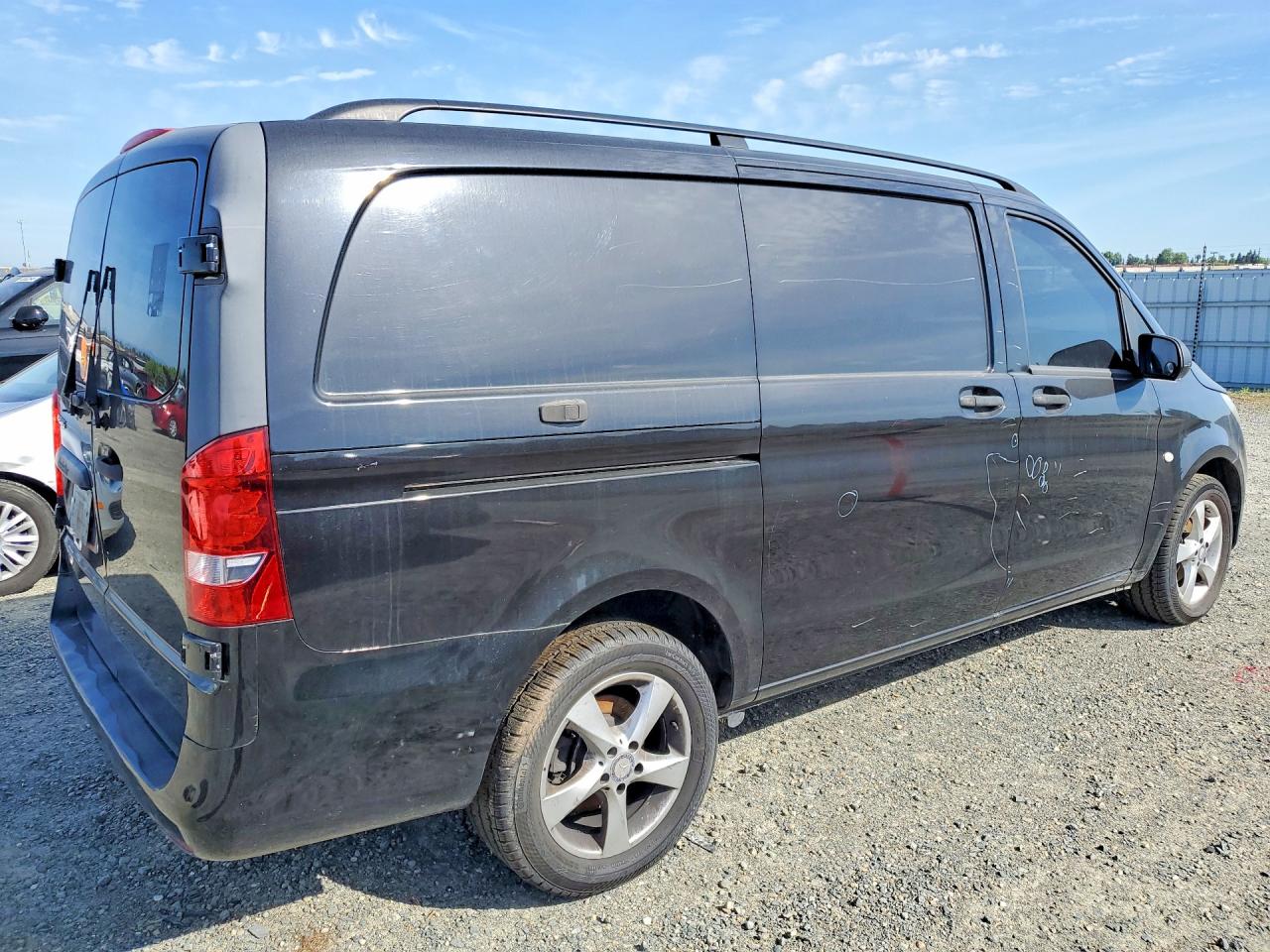 Mercedes-Benz Metris
