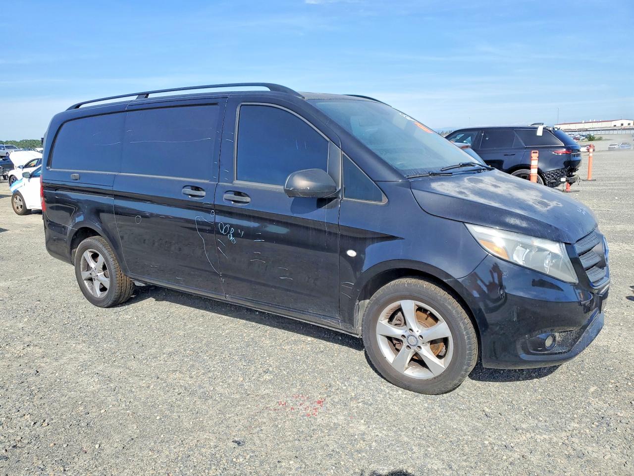 Mercedes-Benz Metris