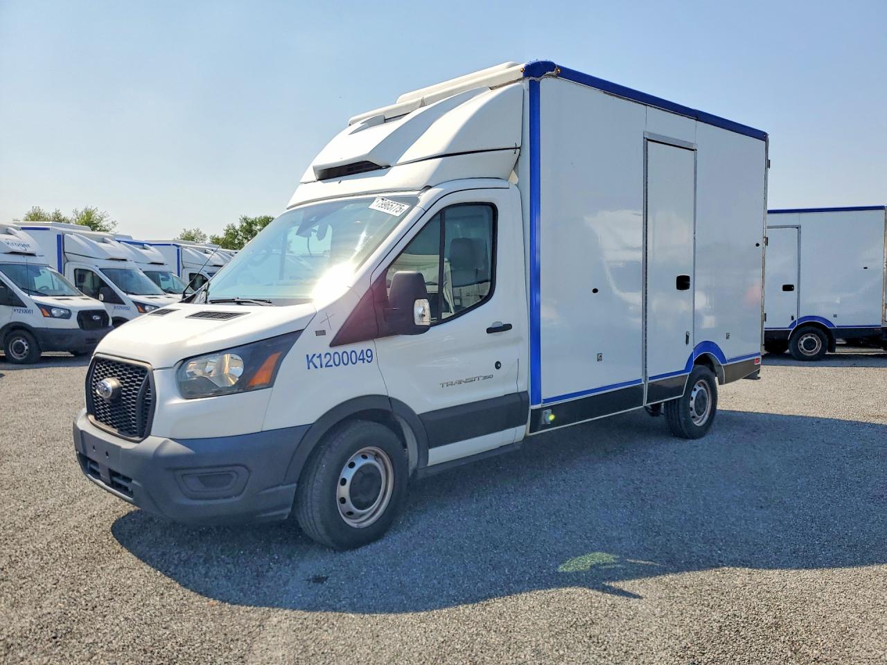 Salvage Ford Transit Image