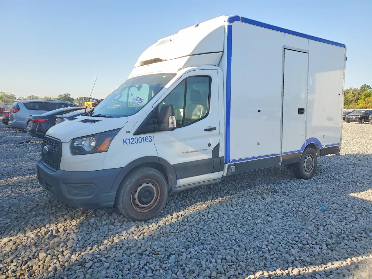 Salvage Ford Transit Image