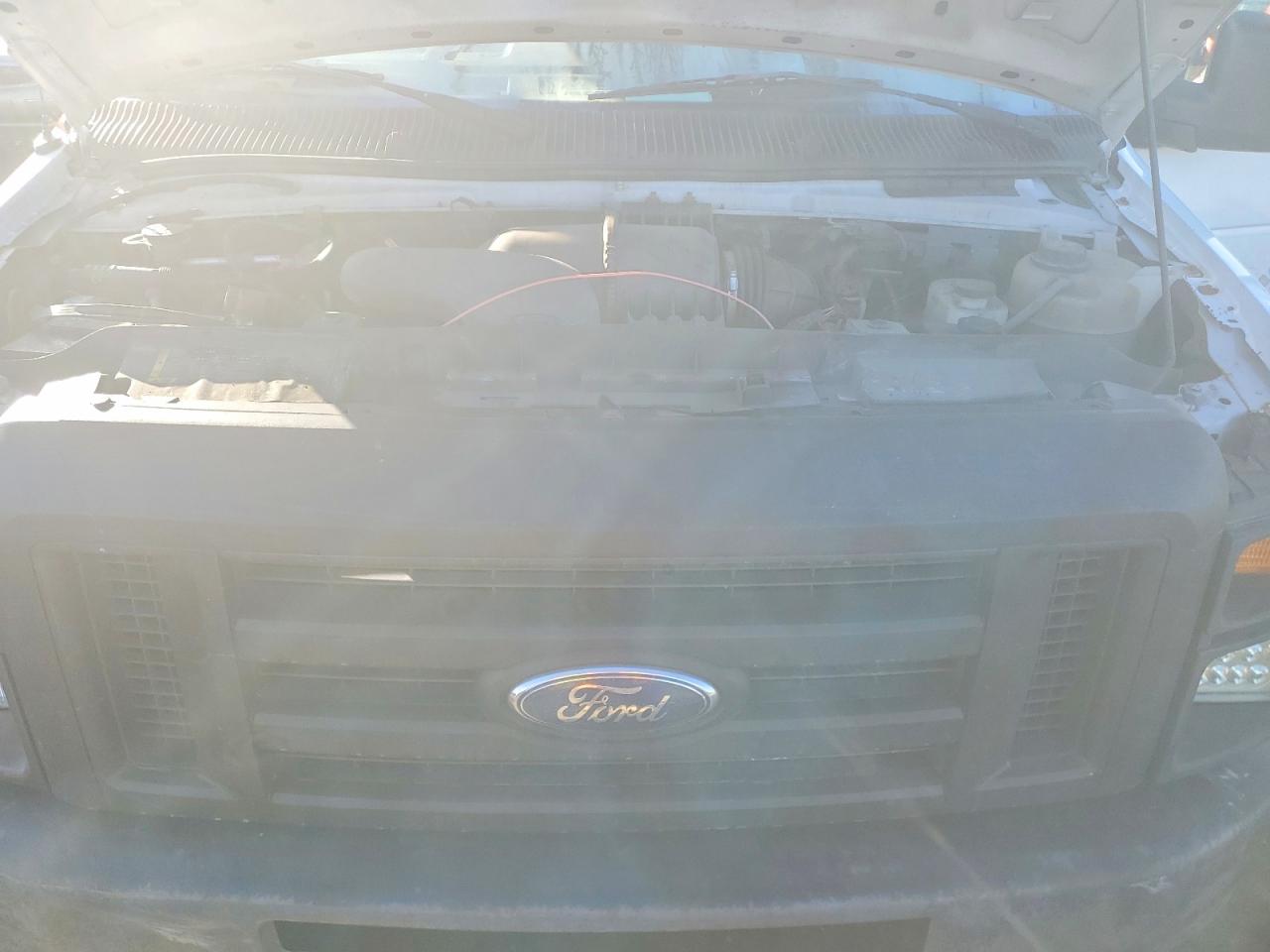 Ford E-250