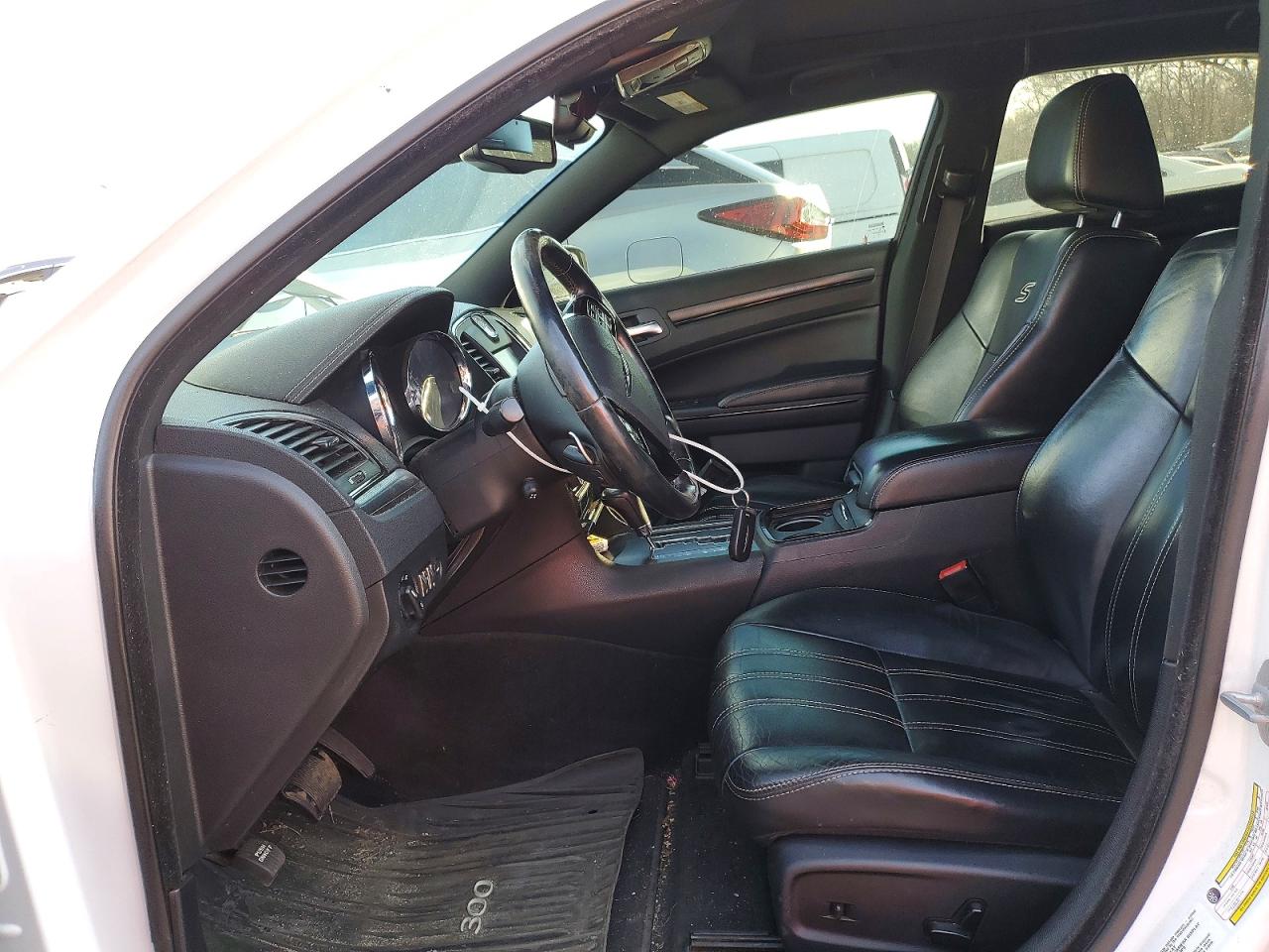 Chrysler 300 S