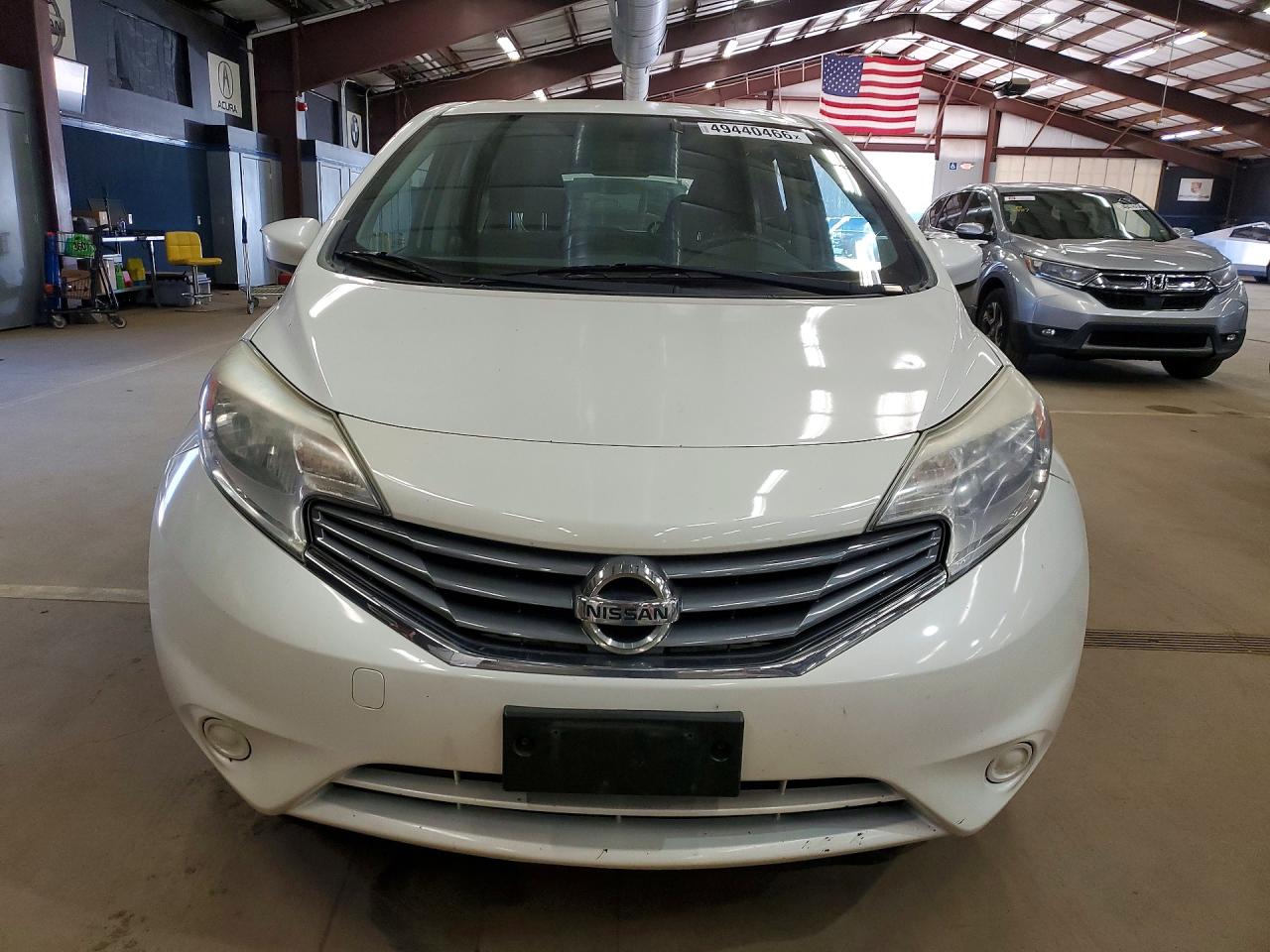 Nissan Versa Sv