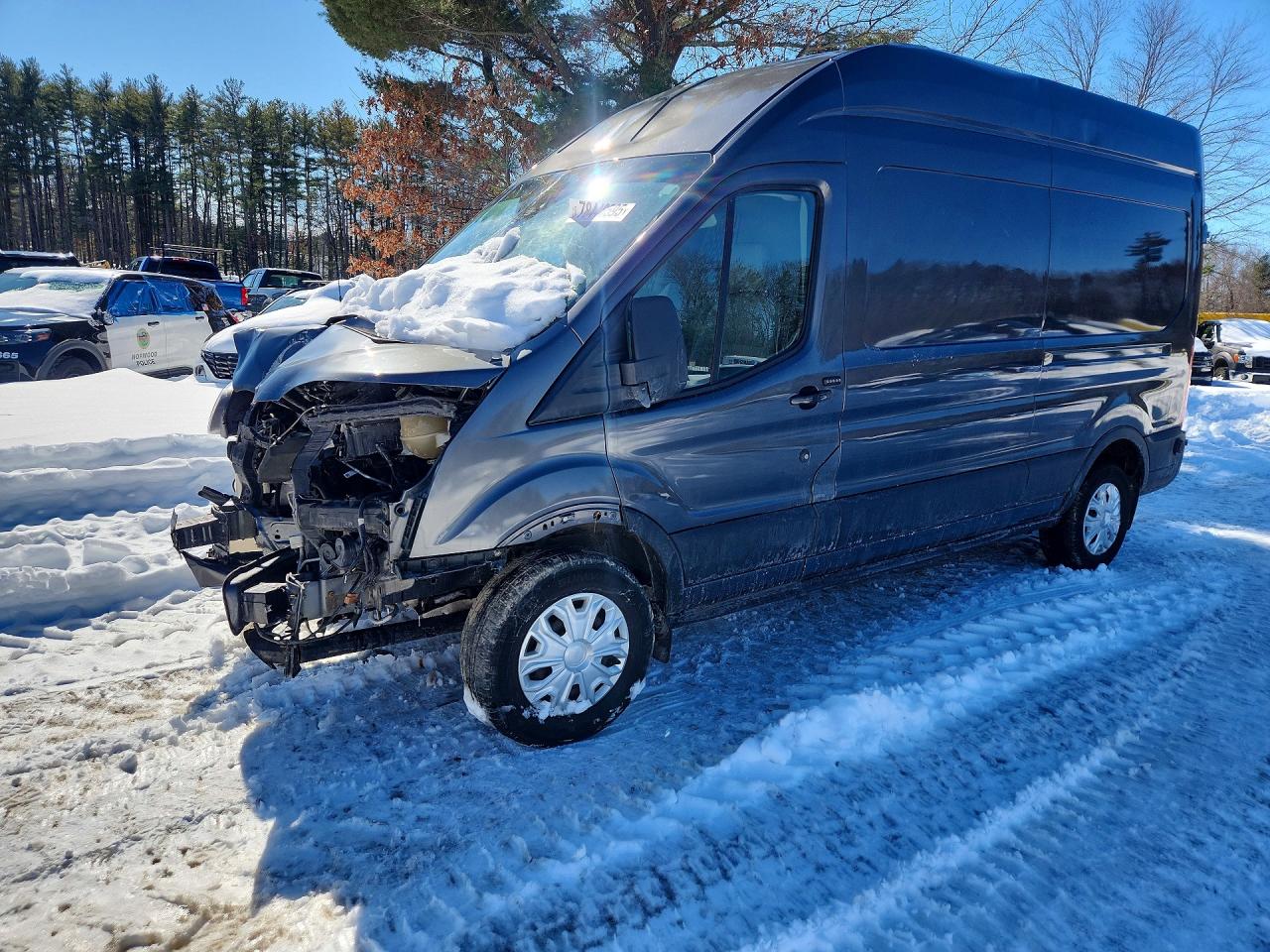 Salvage Ford Transit Image
