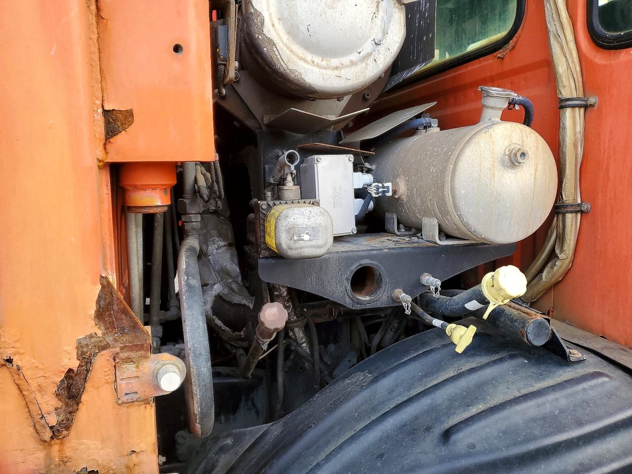 Autocar Llc Xpeditor