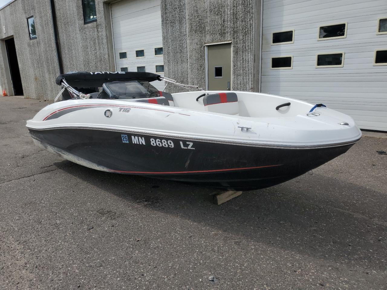 Salvage Tracker Boat Image