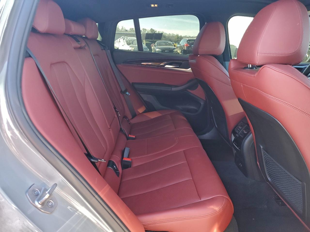 BMW X Series M40i