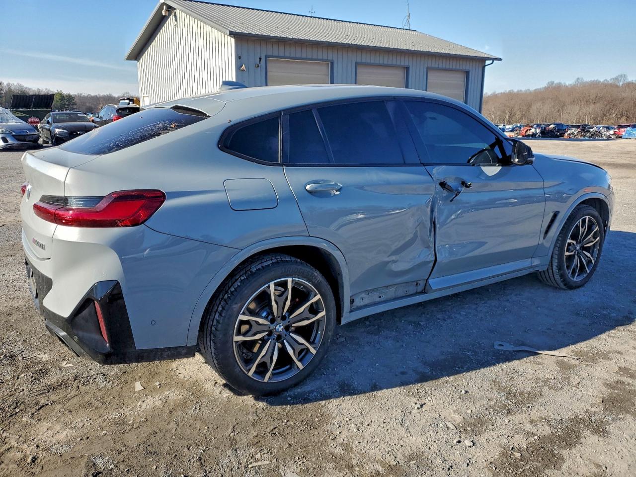 BMW X Series M40i