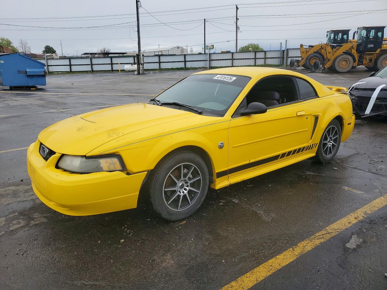 Salvage Ford Mustang Image