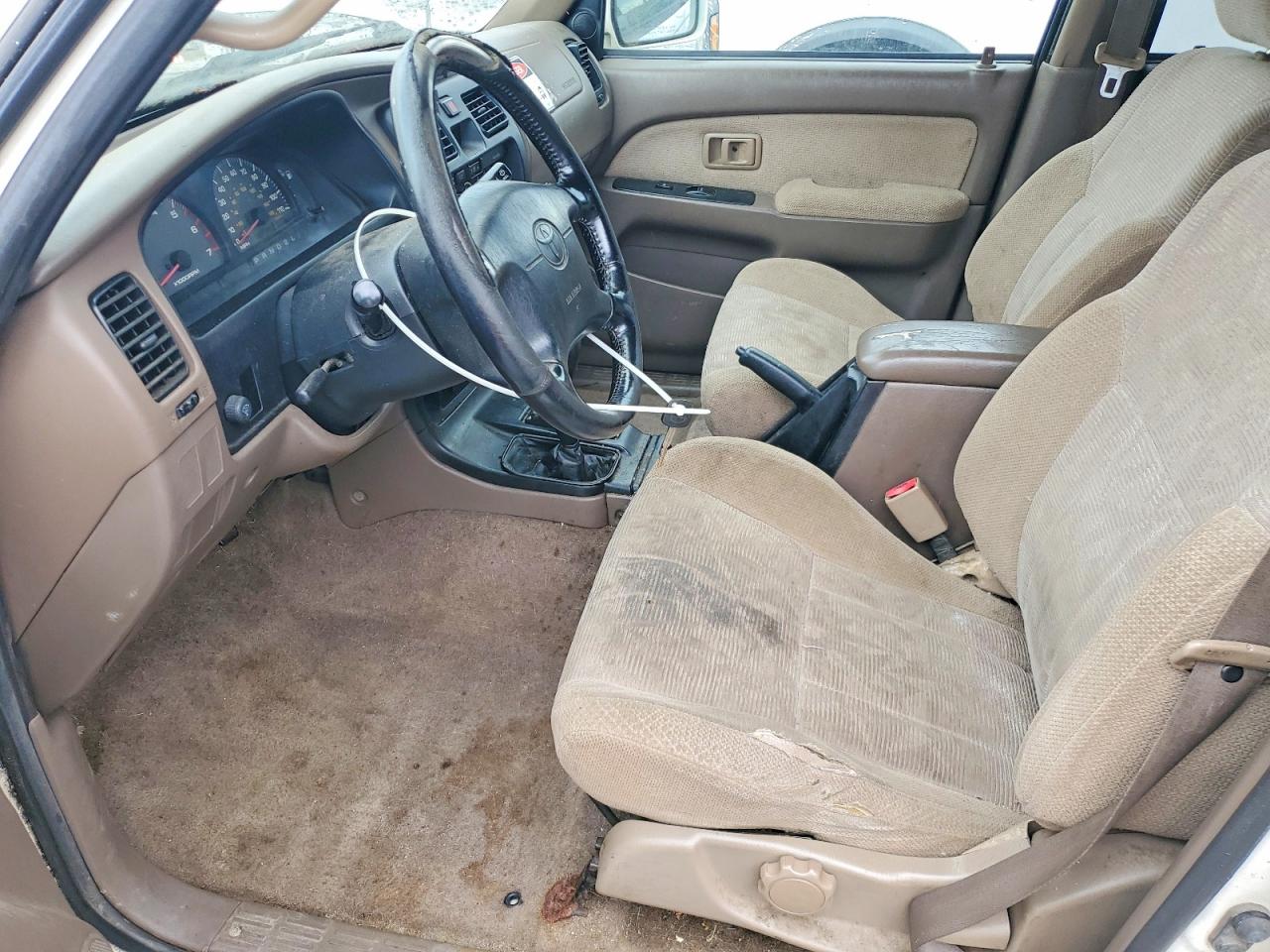 Toyota 4Runner Sr5