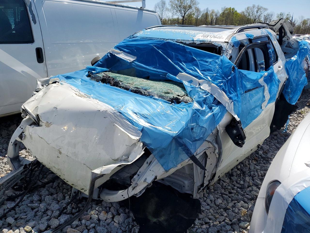 Salvage Ford Explorer Image