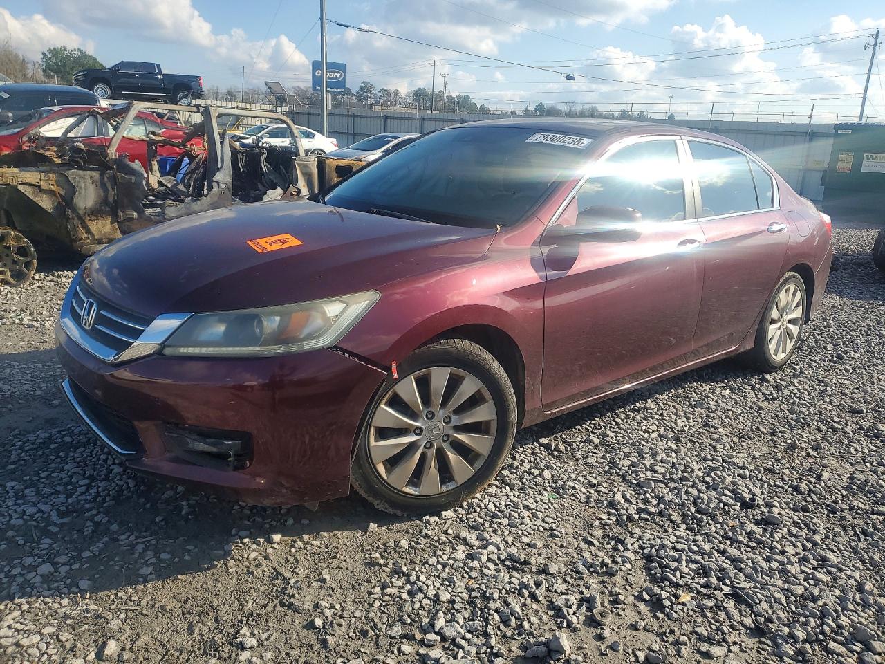 Salvage Honda Accord Image