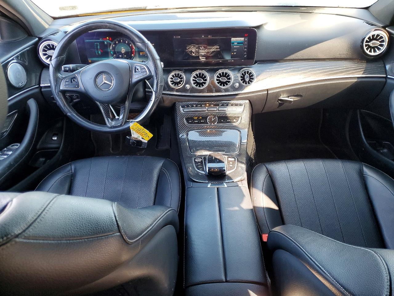 Mercedes-Benz E-Class 300 4matic