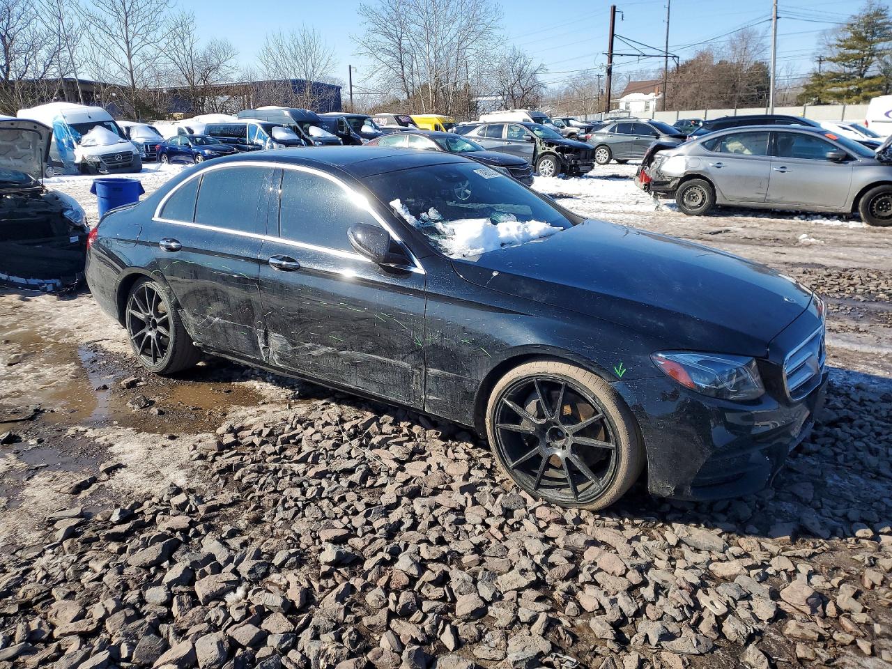 Mercedes-Benz E-Class 300 4matic