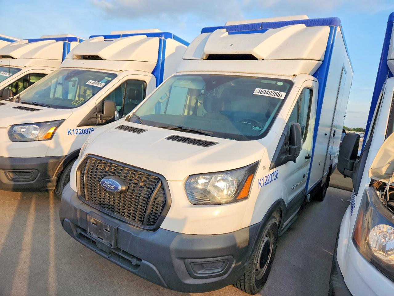 Salvage Ford Transit Image