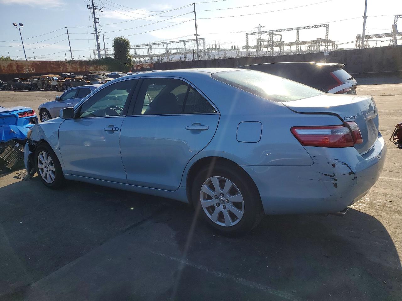 Toyota Camry Xle V6