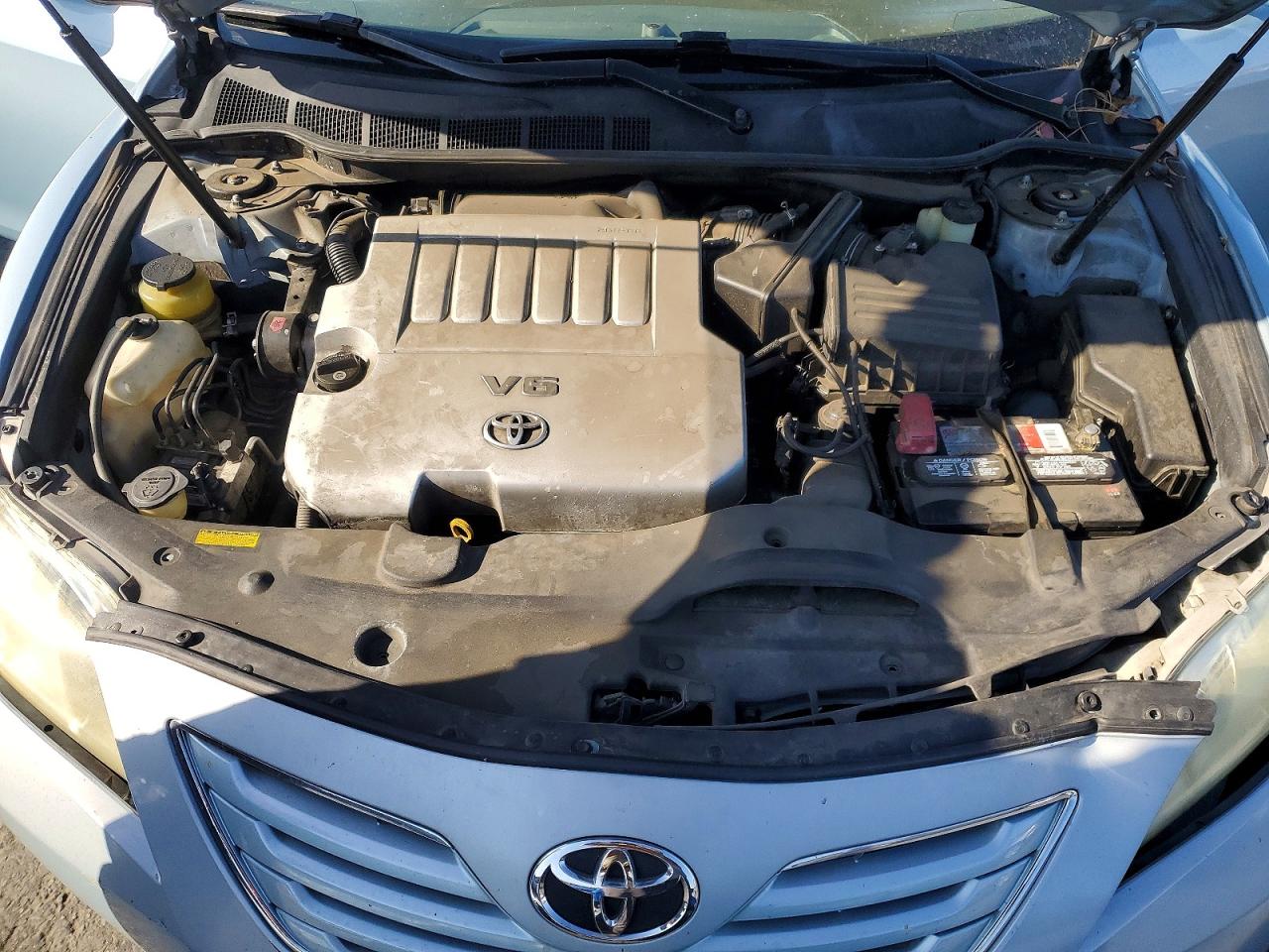 Toyota Camry Xle V6