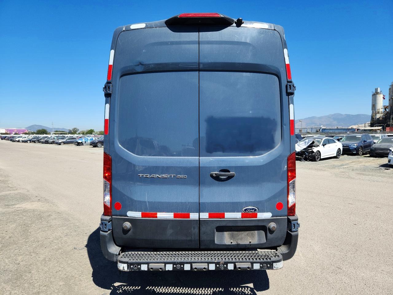Ford Transit T-250