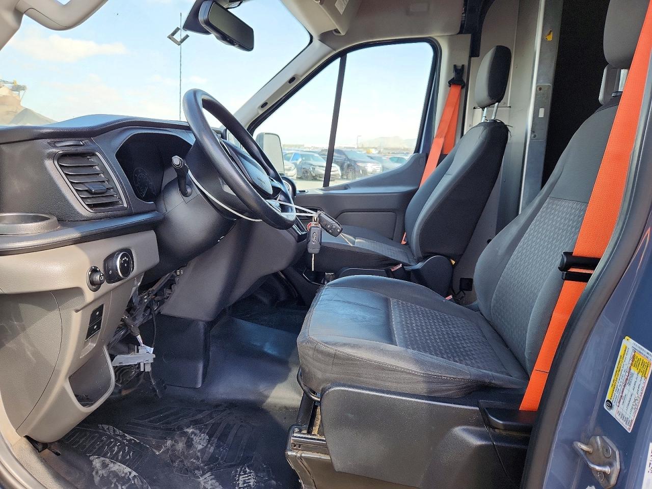 Ford Transit T-250