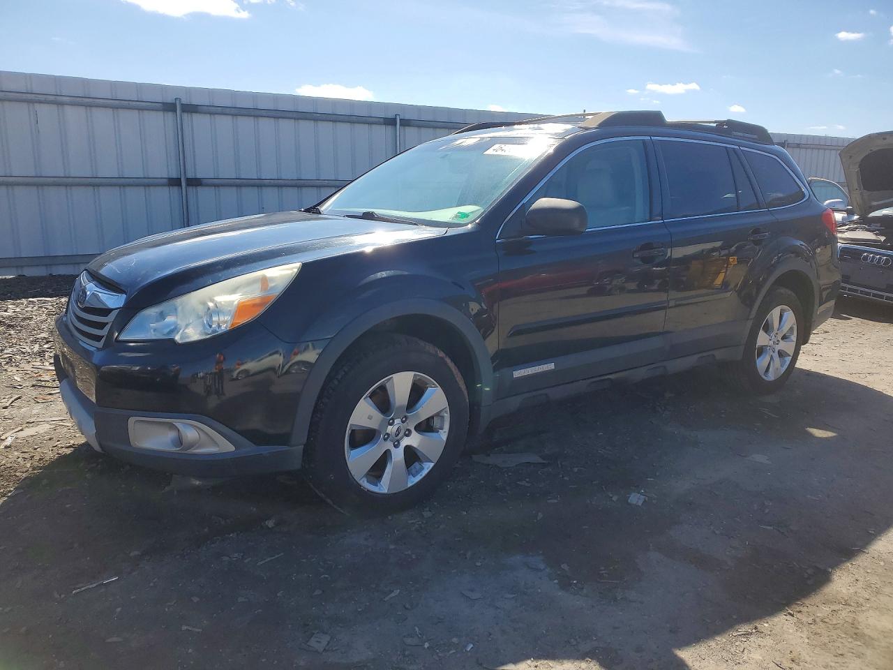 Salvage Subaru Outback Image