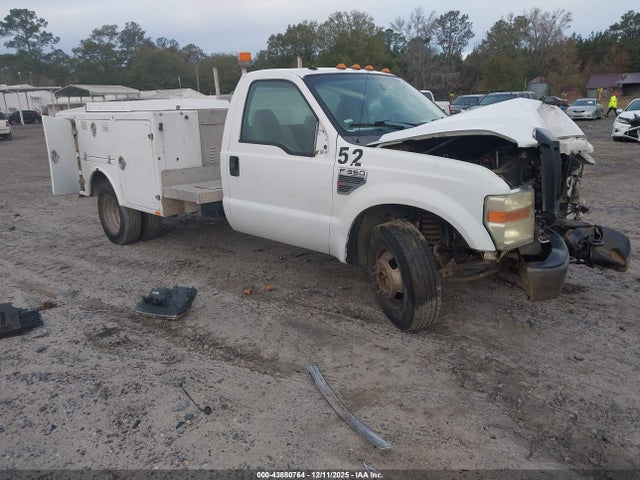 Salvage Ford F-350 Image