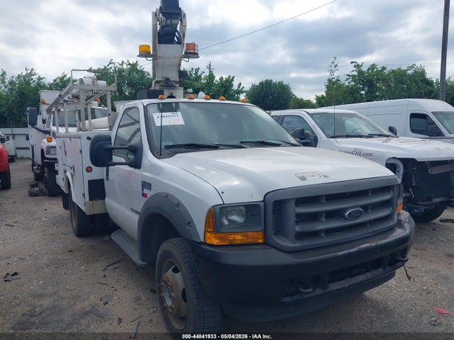 Salvage Ford F-450 Image