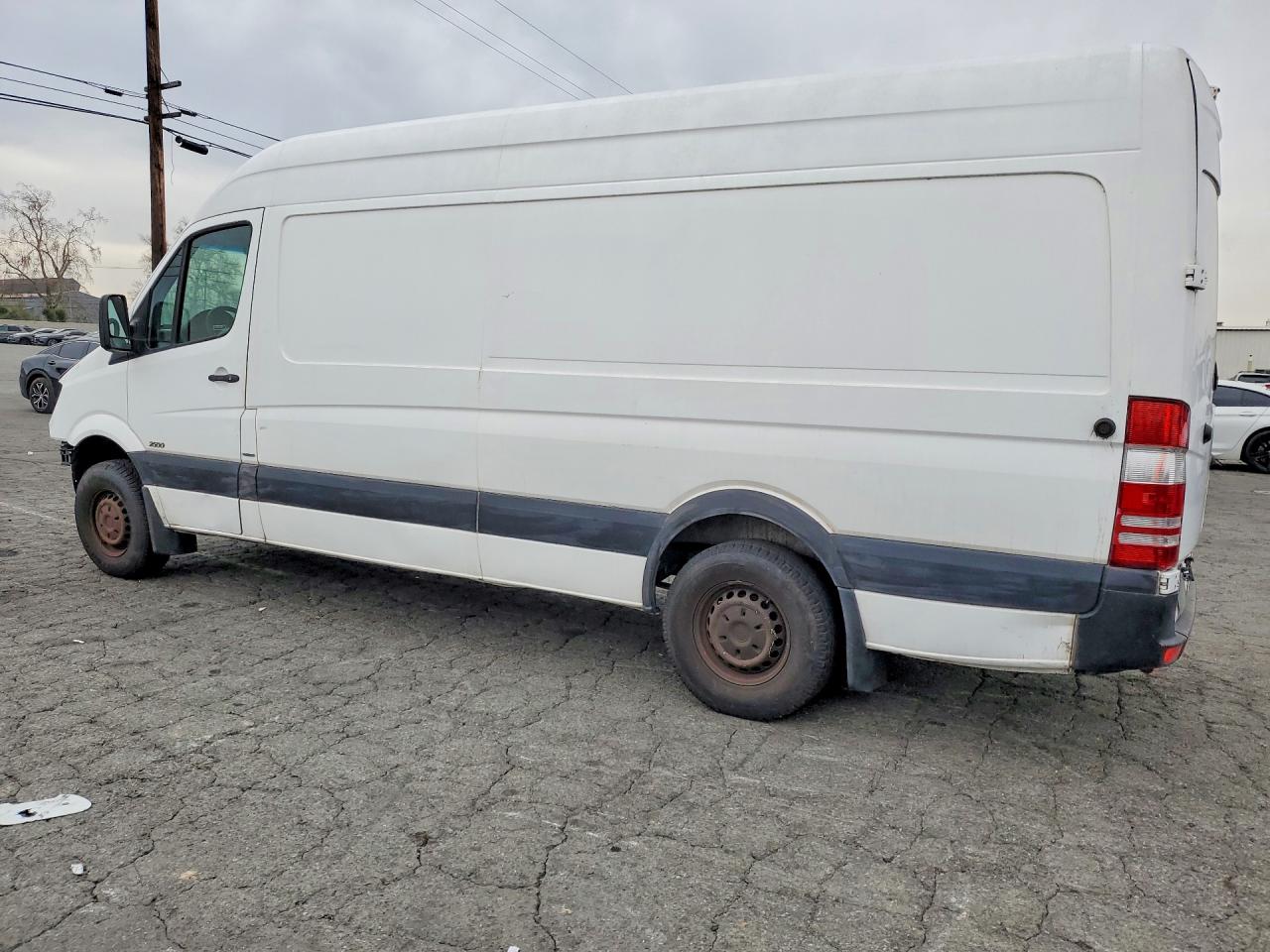 Mercedes-Benz Sprinter 2500