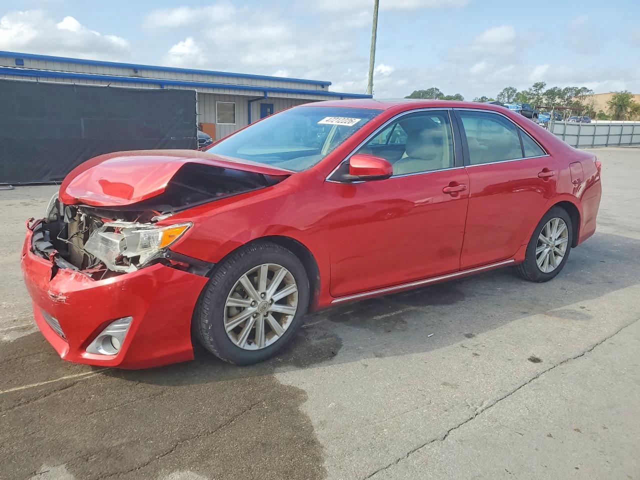 Salvage Toyota Camry Image
